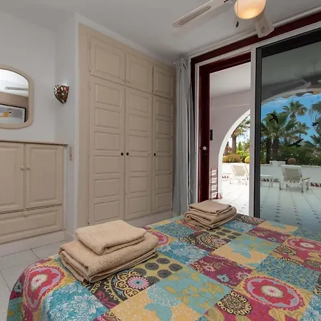 Park Santiago Iv 69 - Two Bed With Large South Facing Balcony