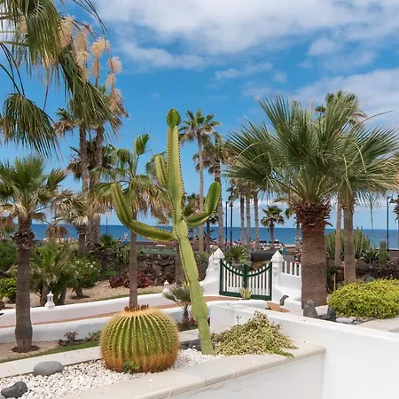 Apartment Park Santiago Iv 69 - Two Bed With Large South Facing Balcony Playa de las Americas (Tenerife)